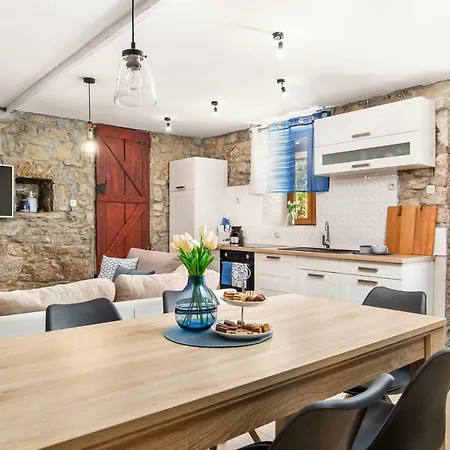 Rural Stankolina Opatija Ferienhaus *
